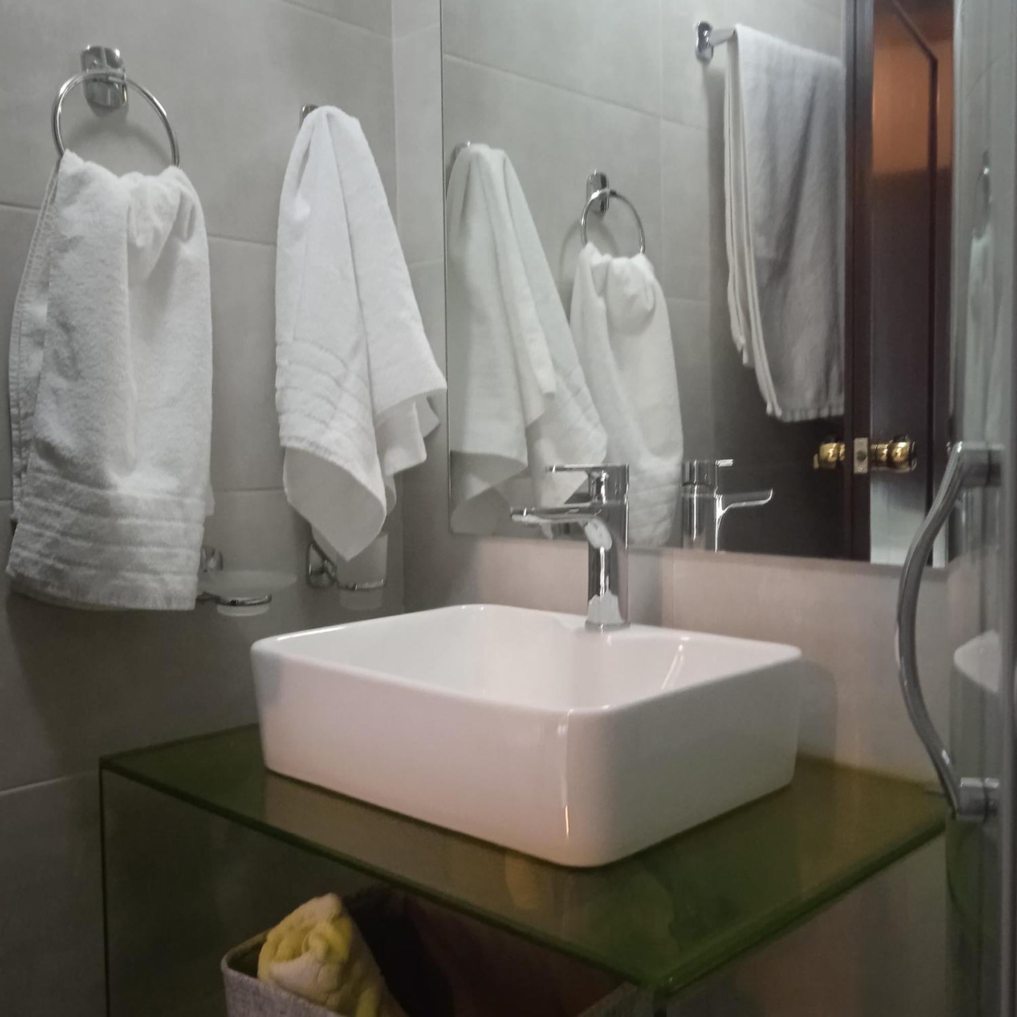 Enoro Hotel Pramanta Ngoại thất bức ảnh